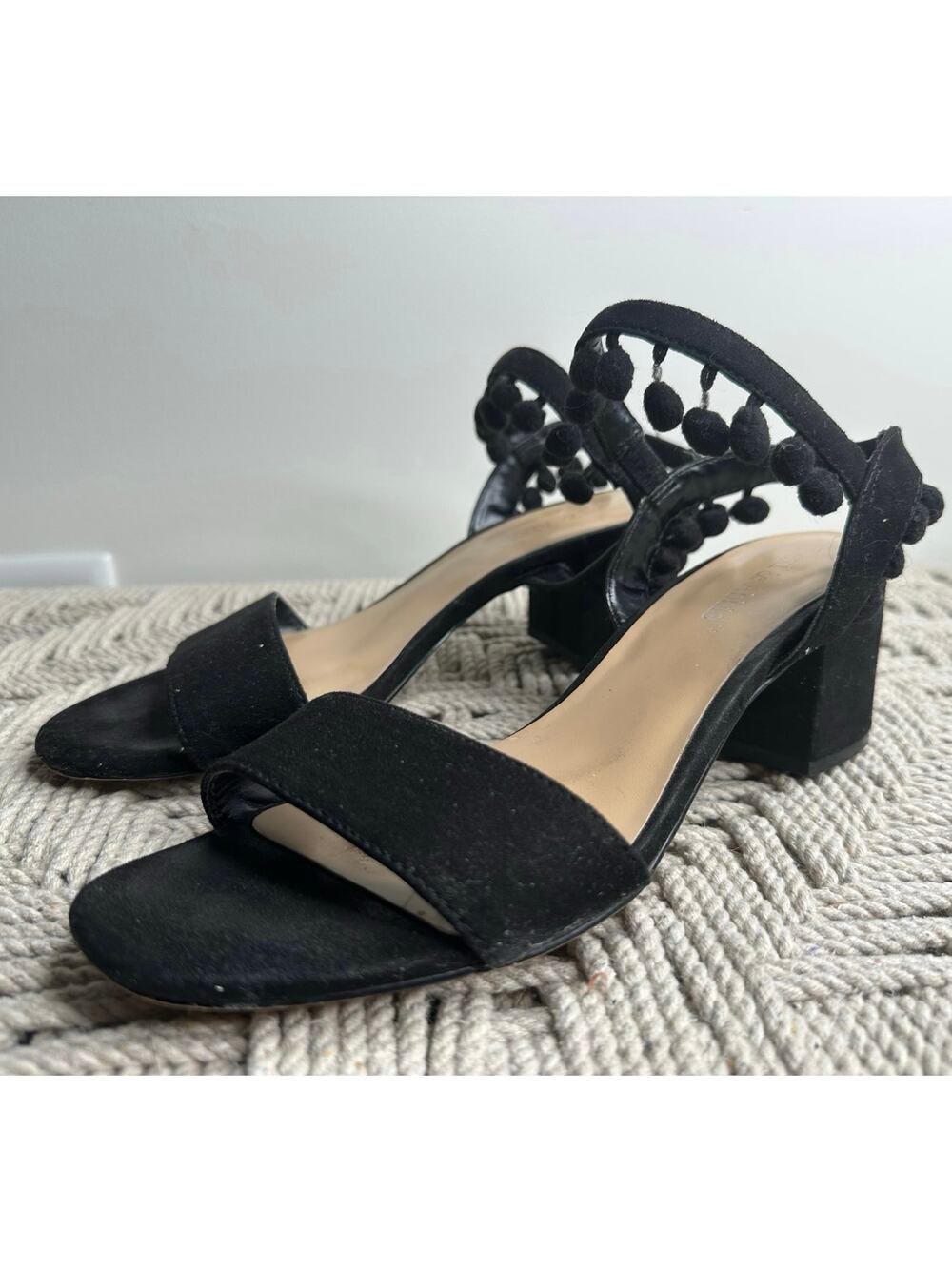 Lexi & Abbie: Pom Pom Heels
